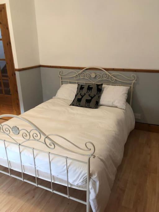 House In Drymen Village With Free Local Health Club Access Glasgow Bagian luar foto