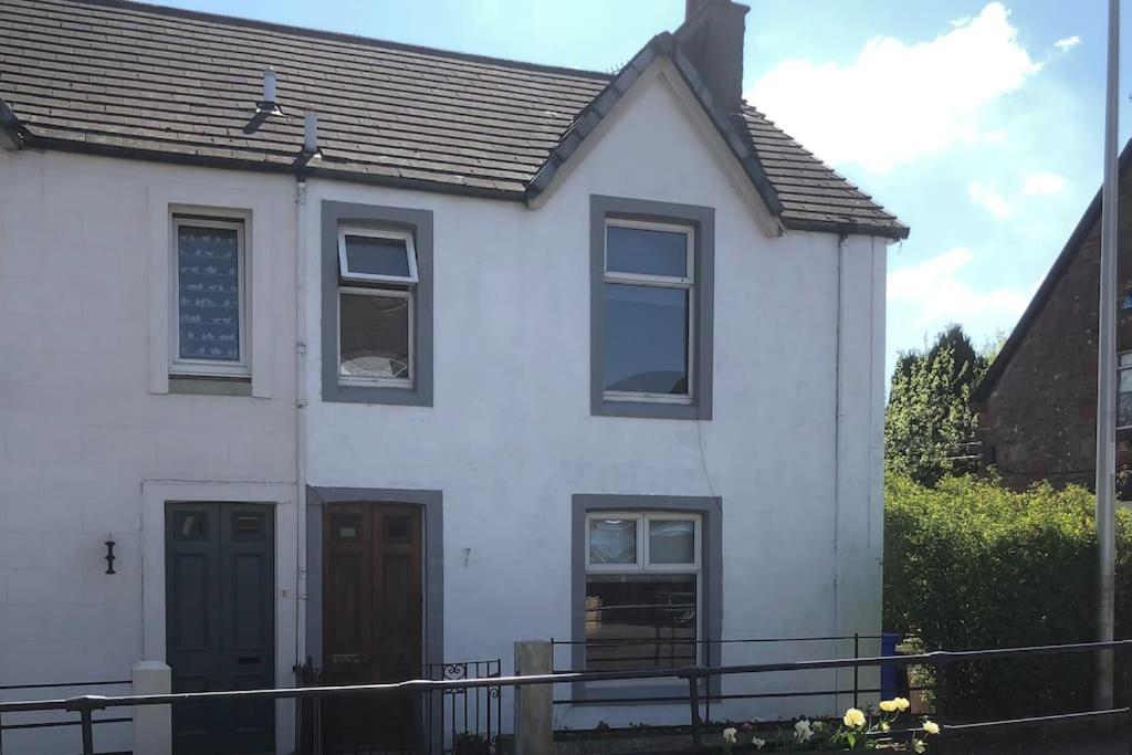 House In Drymen Village With Free Local Health Club Access Glasgow Bagian luar foto